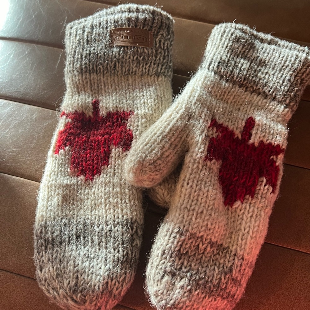 Kyber outerwear grey knit texting mittens Canadian Flag Womens Canada